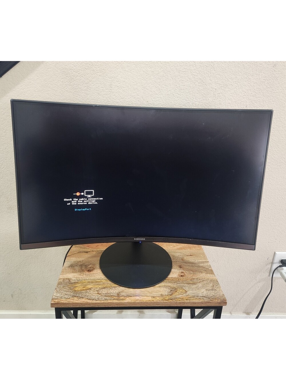 Samsung 27in Curved LCD Monitor T55 C27T550FDN 1080p 75Hz HDMI LC27T550FDNXZA